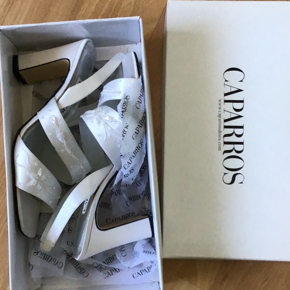 Caparros Sandals - Picture 7 of 7